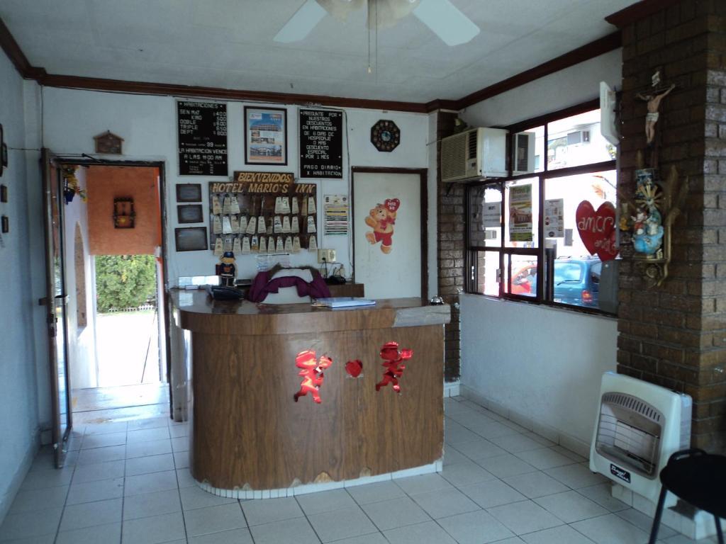 Hotel Mario'S Inn Ramos Arizpe エクステリア 写真