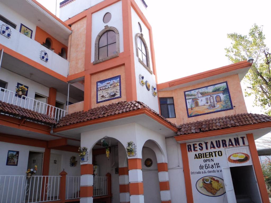 Hotel Mario'S Inn Ramos Arizpe エクステリア 写真